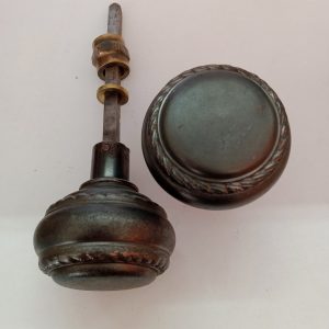 Yale & Town Salem Doorknob